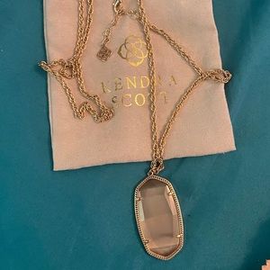 Kendra Scott necklace